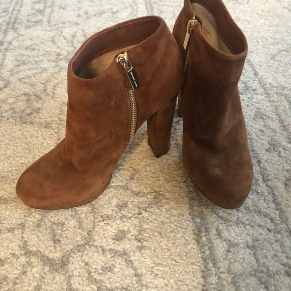 Michael Kors Ankle Boots - Picture 2 of 5